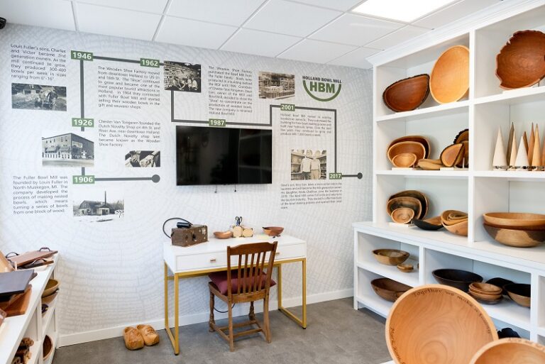 Holland Bowl Mill Fall Specials Nutmeg Notebook