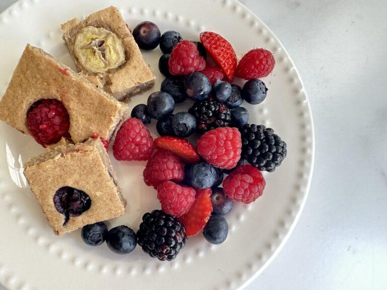 Vegan Sheet Pan Pancakes / Vitamix Nutmeg Notebook