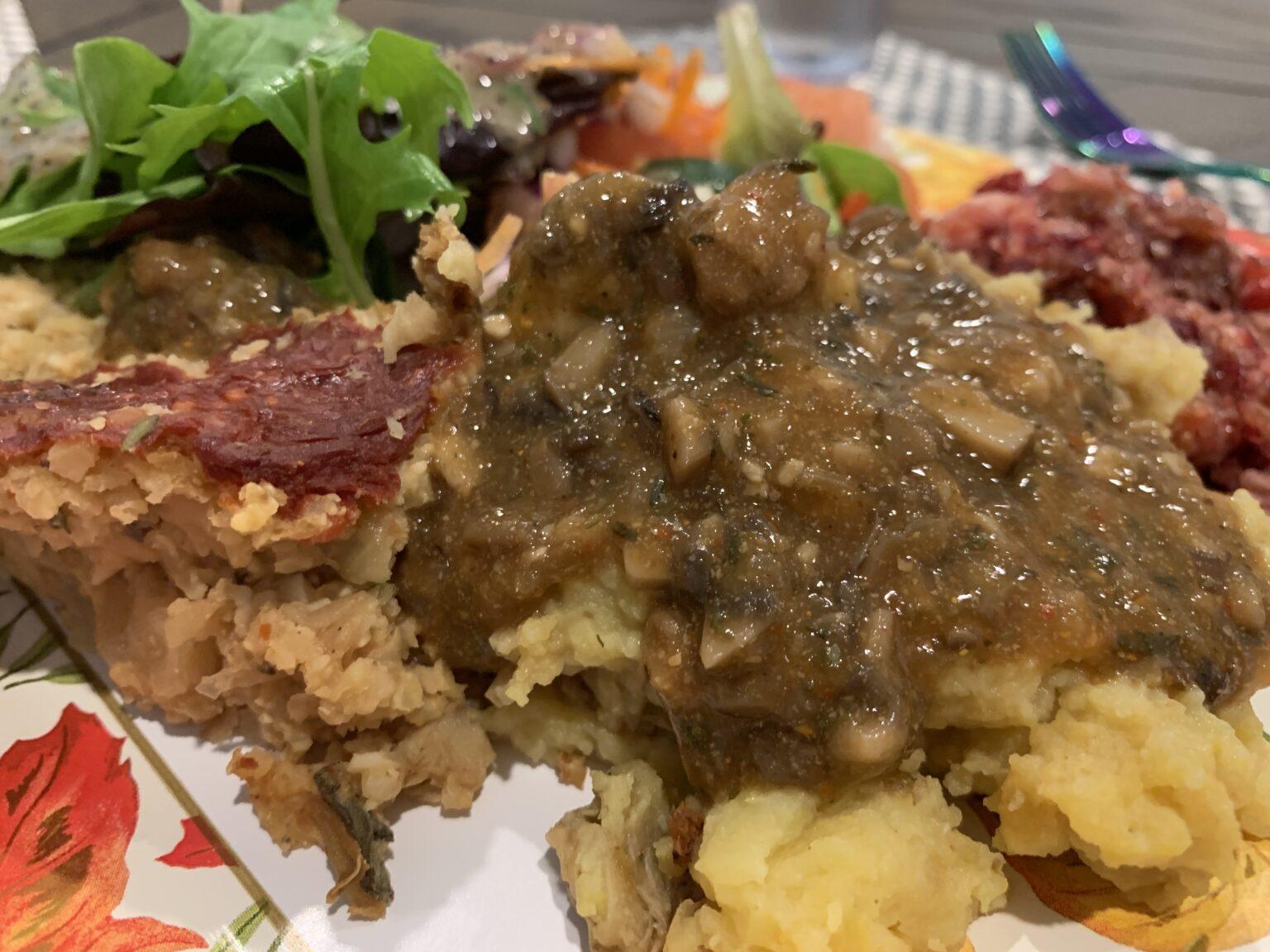 Vegan Mushroom Gravy (Oil Free) Nutmeg Notebook